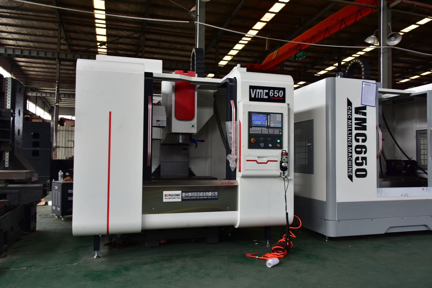 Centro de usinagem vertical CNC VMC650