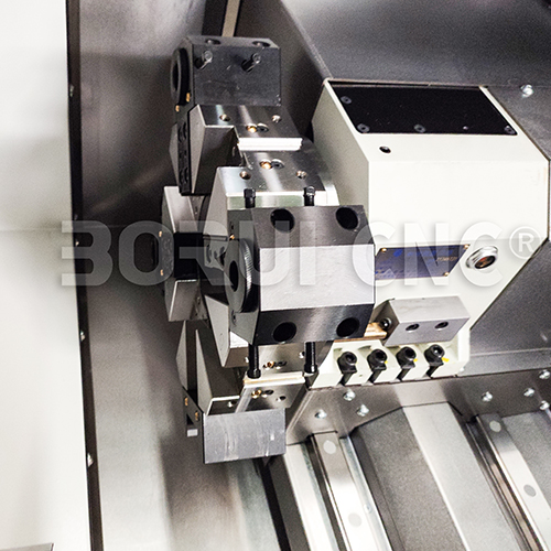 Torno de bancada inclinada CNC LH260 Detalles