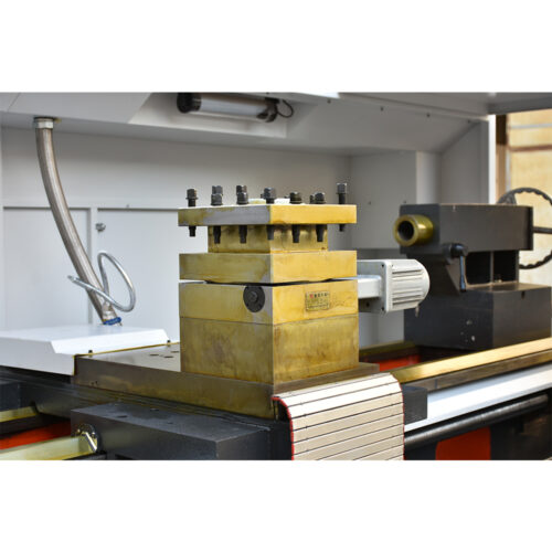 CWK6163 Heavy Type CNC Flat Bed Lathe Machine (6)